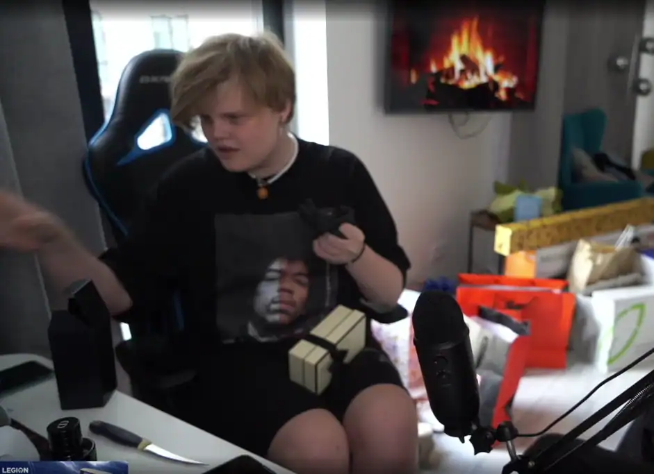 Каравай стримит, распаковка поссылки